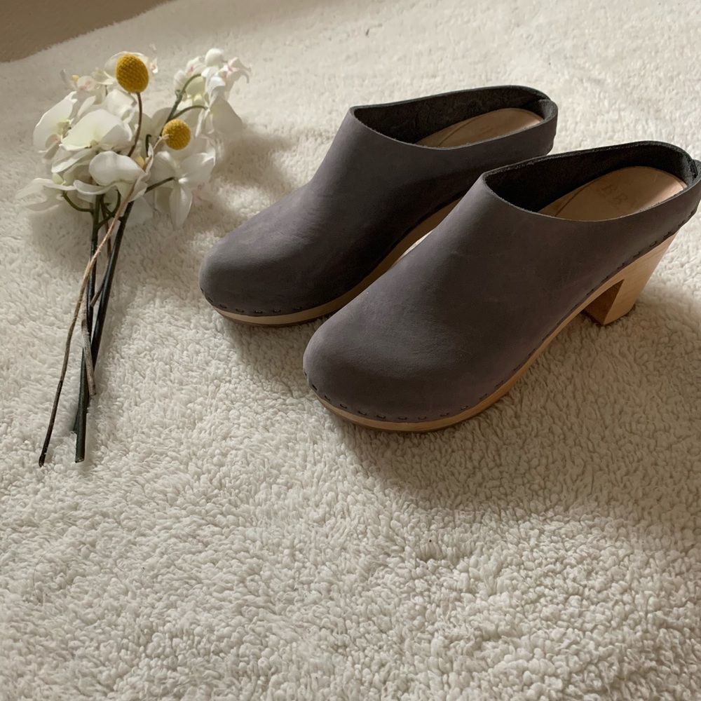 Bryr Chloe clogs, size 36, Pacific Grey